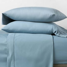 Load image into Gallery viewer, Full 300 Thread Count Ultra Soft Fitted Sheet Light Indigo - Threshold