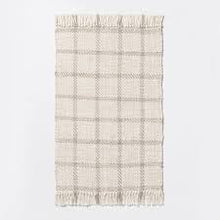 Load image into Gallery viewer, 2&#39;1&quot; x 3&#39;2&quot; Woven Indoor/Outdoor Rug with Fringe Linen - Threshold designed with Studio McGee
