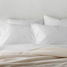 Load image into Gallery viewer, King Washed Supima Percale Solid Pillowcase Set White - Casaluna
